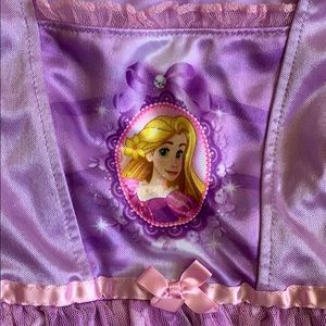 Repunzal nightgown dress